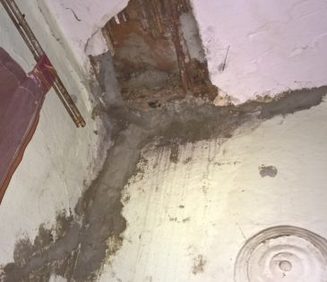 Regendurchlässige Decke