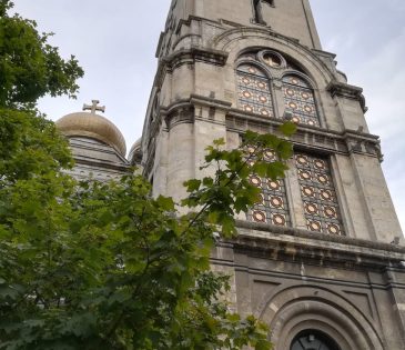 Kreuz und Quer e.V. unterstützt Schaukelpferd e.V.