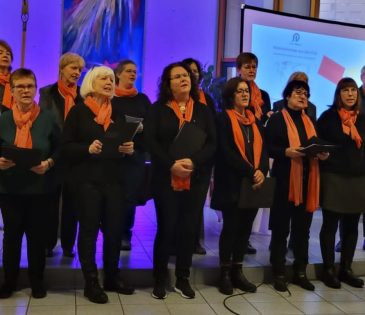 Vorweihnachtliches Benefizkonzert zugunsten von Schaukelpferd e.V.